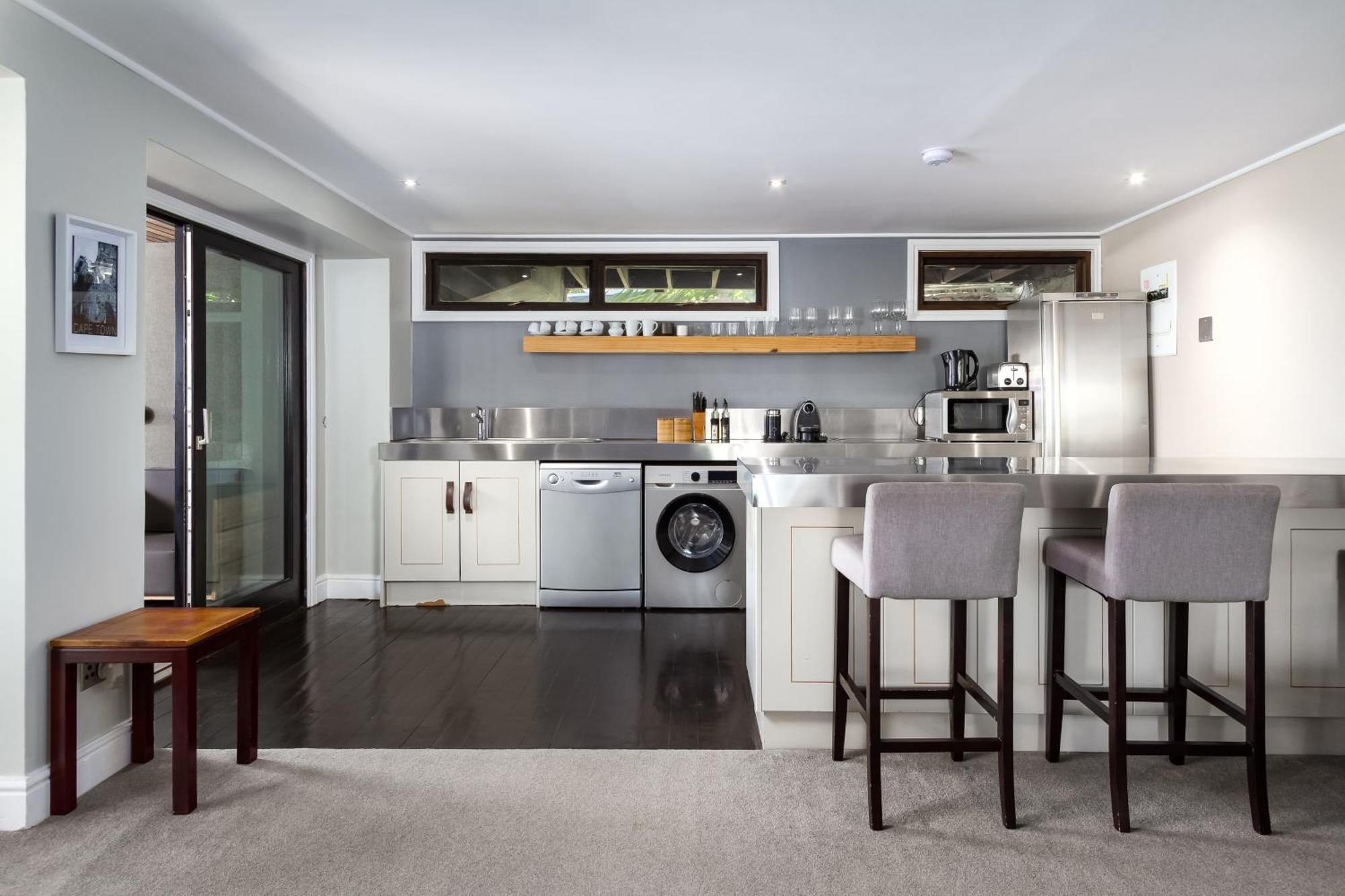 Sweet Greta - Terrace Apartment With Solar Power Cape Town Bagian luar foto